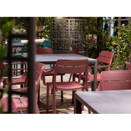 CASSIA ARMCHAIR, кресло пластиковое с подлокотниками (borgogna/бургунди)
