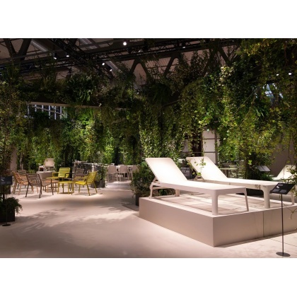 PLANO, шезлонг-лежак пластиковый с текстиленом (bianco/белый)