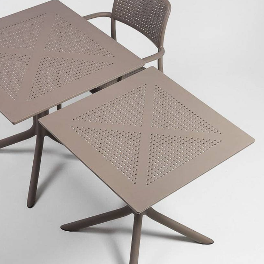 CLIP 70, стол пластиковый обеденный (tortora/тортора)