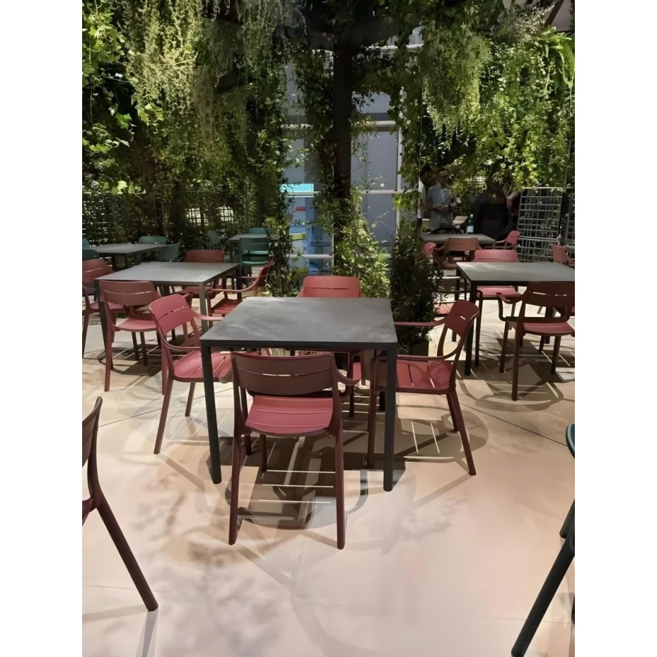 CASSIA ARMCHAIR, кресло пластиковое с подлокотниками (borgogna/бургунди)